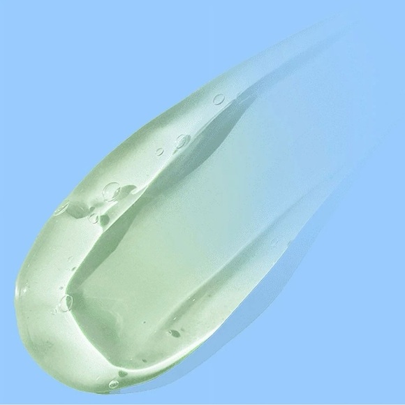 3/$10 Hard Candy Sheer Envy Hydrating Primer 1oz - Picture 2 of 3